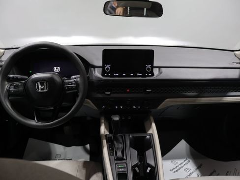 Used 2024 Honda Accord EX image 17