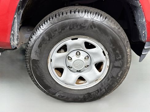 Used 2016 Toyota Tacoma SR5 w/ Towing Package image 31