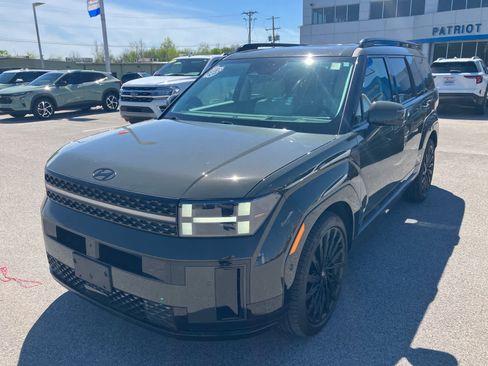 Used 2025 Hyundai Santa Fe Calligraphy image 3