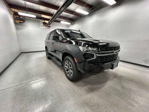 Certified 2022 Chevrolet Tahoe Z71 w/ Luxury Package AWD/4WD image 2