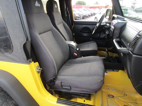 Used 2006 Jeep Wrangler X image 27