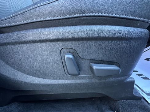 Used 2022 Kia Telluride EX w/ EX Premium Package image 23