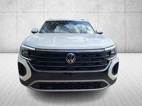 New 2026 Volkswagen Atlas Cross Sport SE image 8