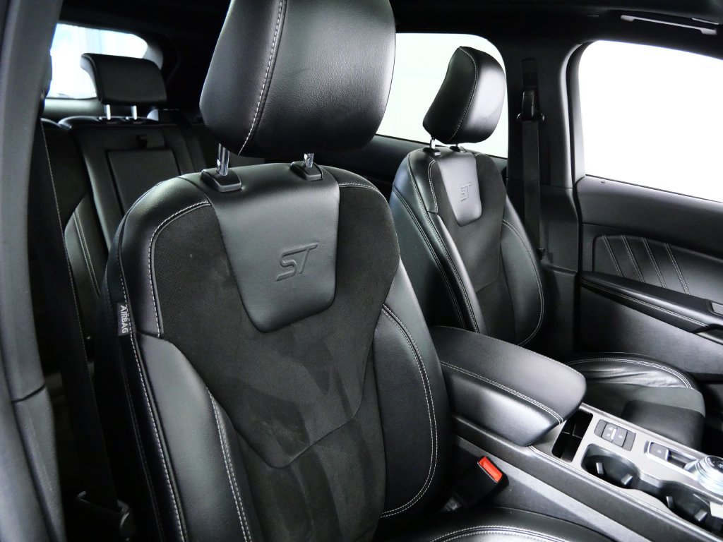 Used 2021 Ford Edge ST w/ Equipment Group 401A AWD/4WD image 12