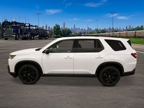 New 2026 Honda Pilot Black Edition image 2
