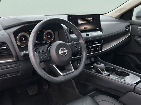 Used 2024 Nissan Rogue Platinum w/ Platinum Premium Package image 35