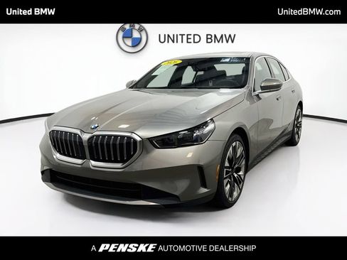 Certified 2026 BMW 540i xDrive AWD/4WD image 1
