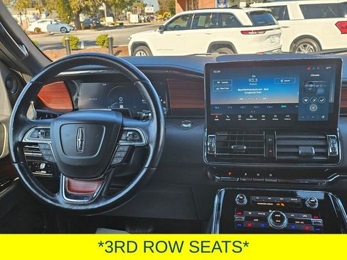 Used 2024 Lincoln Navigator L 4WD image 19