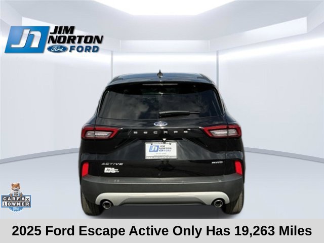 Used 2025 Ford Escape Active w/ Cold Weather Package AWD/4WD image 6