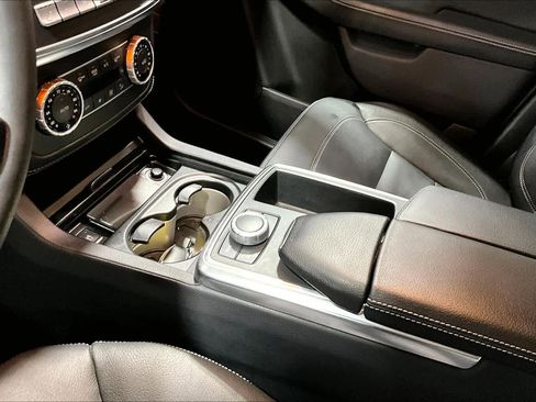 Used 2015 Mercedes-Benz ML 400 4MATIC image 17