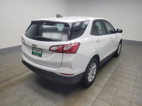 Used 2021 Chevrolet Equinox LS image 9