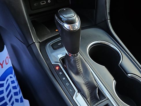 Used 2019 Chevrolet Equinox Premier image 14