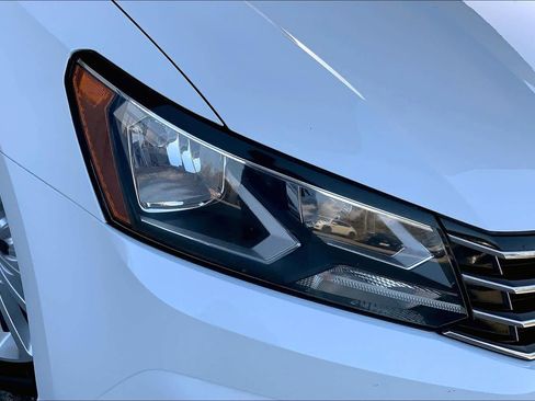 Used 2016 Volkswagen Passat 1.8T SE image 27