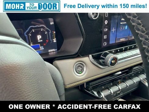 Used 2024 Chevrolet Colorado ZR2 w/ ZR2 Convenience Package III AWD/4WD image 18