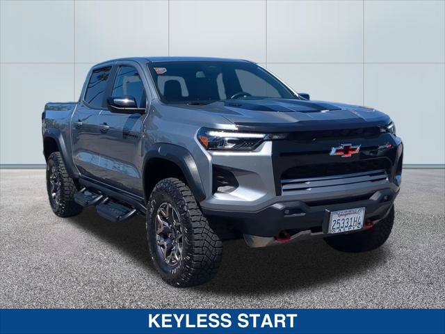 Used 2025 Chevrolet Colorado ZR2 AWD/4WD image 7