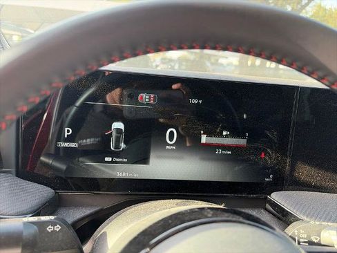 Certified 2026 Nissan Kicks SR FWD image 18