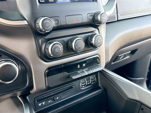 Used 2019 RAM 1500 Big Horn image 10