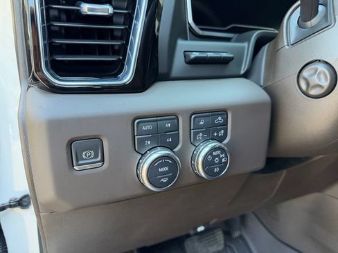 Used 2023 GMC Sierra 1500 Denali w/ Denali Reserve Package AWD/4WD image 19