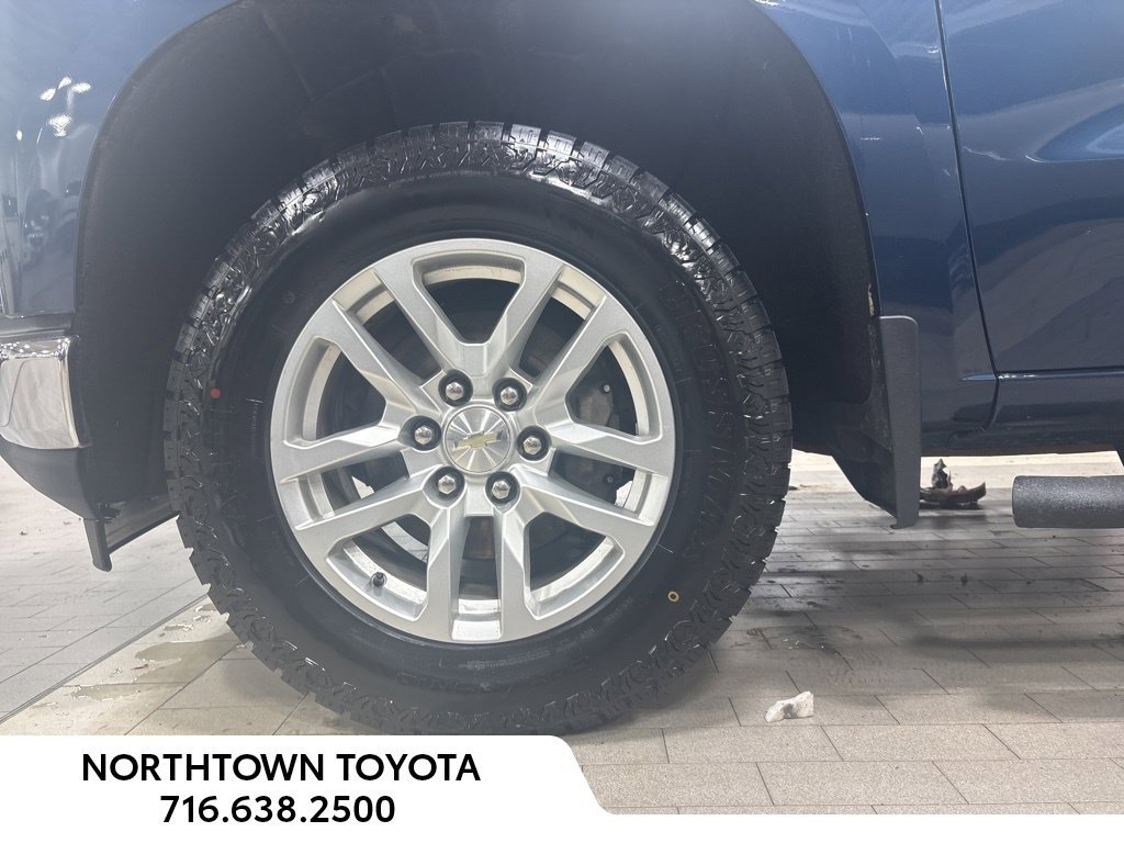 Used 2021 Chevrolet Silverado 1500 LT AWD/4WD image 22