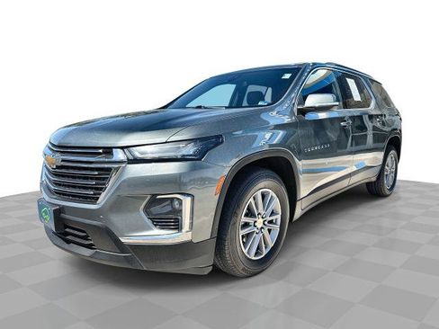 Certified 2022 Chevrolet Traverse LT w/ LPO, Floor Liner Package AWD/4WD image 1
