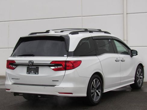 Used 2022 Honda Odyssey Touring image 6