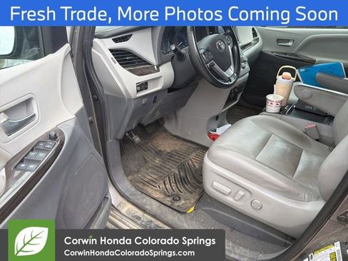 Used 2020 Toyota Sienna XLE w/ XLE Navigation Package AWD/4WD image 9