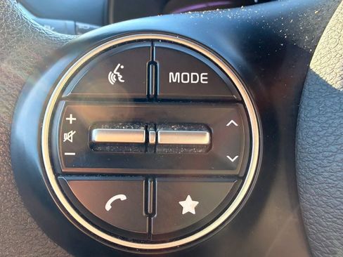 Used 2024 Kia Soul LX w/ Option Group 015 FWD image 19