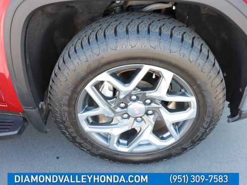 Used 2022 GMC Sierra 1500 SLT w/ SLT Premium Package AWD/4WD image 32