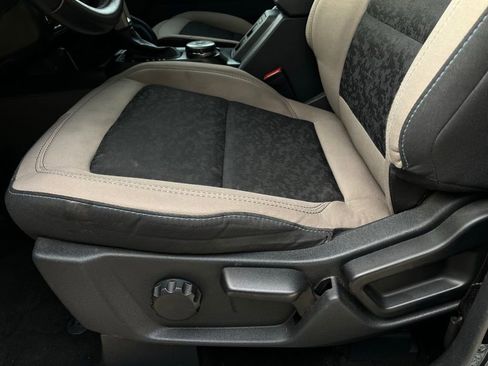 Used 2023 Ford Bronco Wildtrak AWD/4WD image 24