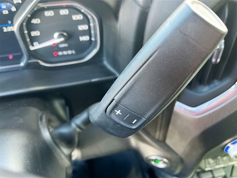 Used 2022 GMC Sierra 3500 Denali image 17