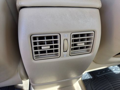 Used 2005 Lexus ES 330 FWD image 27