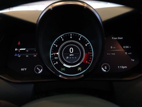 Used 2023 Aston Martin V12 Vantage Roadster RWD image 90
