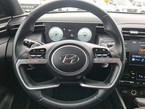 Used 2022 Hyundai Santa Cruz SEL Premium image 18