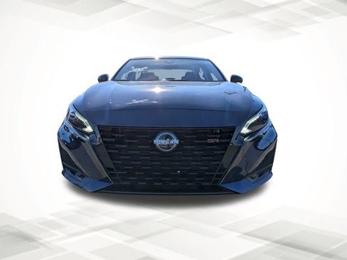 Used 2023 Nissan Altima 2.5 SR image 8
