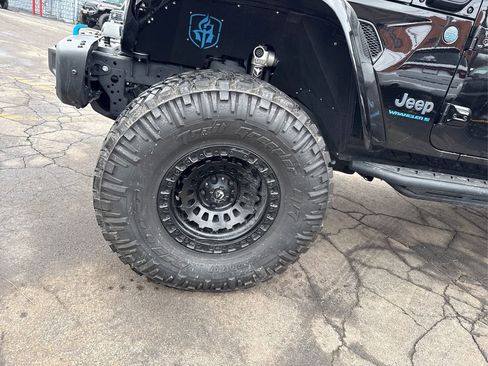 Used 2023 Jeep Wrangler Unlimited Rubicon 4xe w/ Cold Weather Group image 12