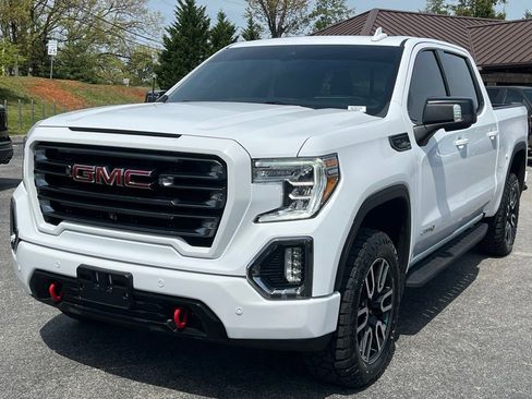 Used 2021 GMC Sierra 1500 AT4 w/ AT4 Premium Package AWD/4WD image 3