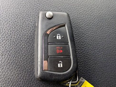 Used 2024 Toyota RAV4 LE image 31