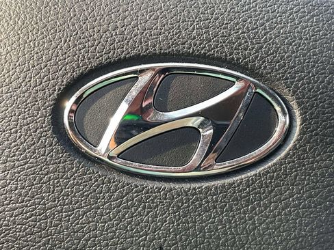 Used 2023 Hyundai Santa Fe XRT w/ Cargo Package AWD/4WD image 32