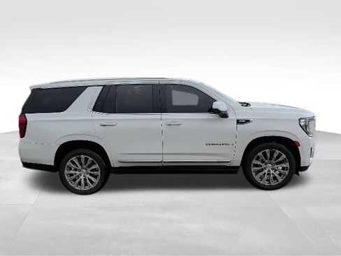 Used 2023 GMC Yukon Denali AWD/4WD image 2