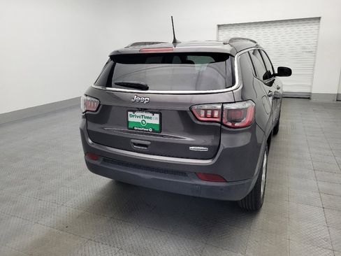 Used 2018 Jeep Compass Latitude w/ Popular Equipment Group image 7
