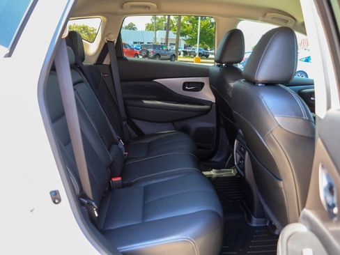 Used 2022 Nissan Murano SL FWD image 10