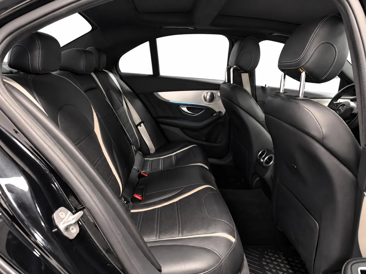 Used 2017 Mercedes-Benz C 63 AMG S image 21