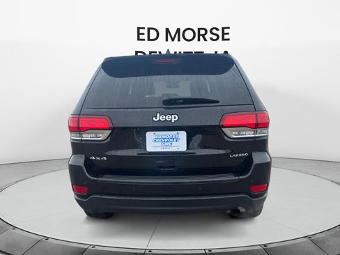 Used 2021 Jeep Grand Cherokee Laredo image 4