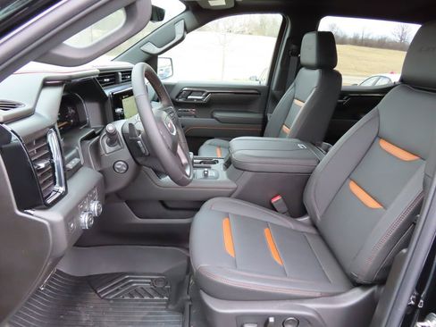 New 2026 GMC Sierra 1500 AT4 w/ AT4 Premium Package AWD/4WD image 23