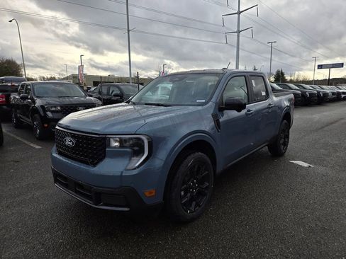 New 2026 Ford Maverick Lariat w/ Black Appearance Package image 1