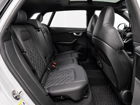 Used 2022 Audi SQ8 Premium Plus w/ Black Optic Package AWD/4WD image 19