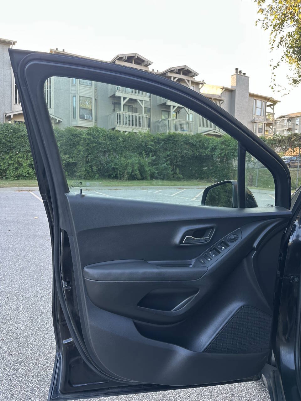Used 2019 Chevrolet Trax LS FWD image 7