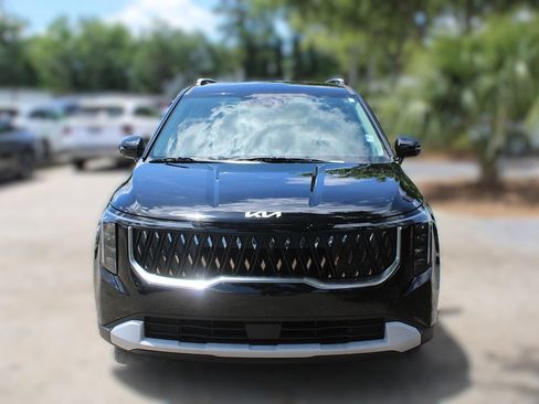 Used 2025 Kia Carnival EX FWD image 23