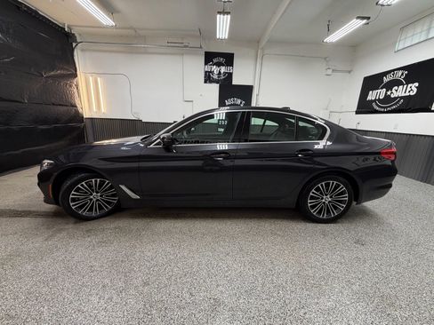 Used 2019 BMW 530i w/ Convenience Package RWD image 7