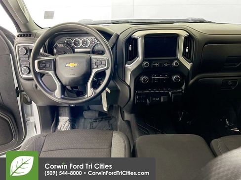 Used 2022 Chevrolet Silverado 2500 LT AWD/4WD image 23